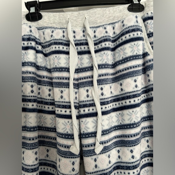 Fleece Patterned Pyjamas - Picture 6 of 7